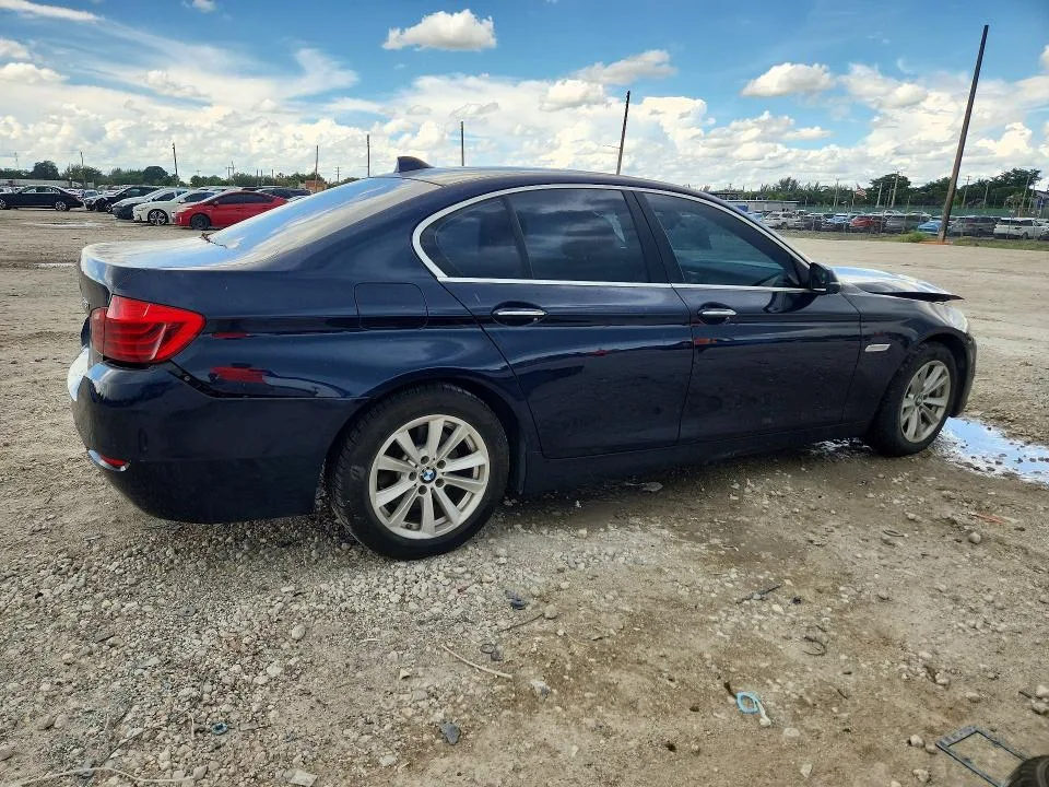 WBA5A5C51GG347505 — 2016 BMW 528 photo 3