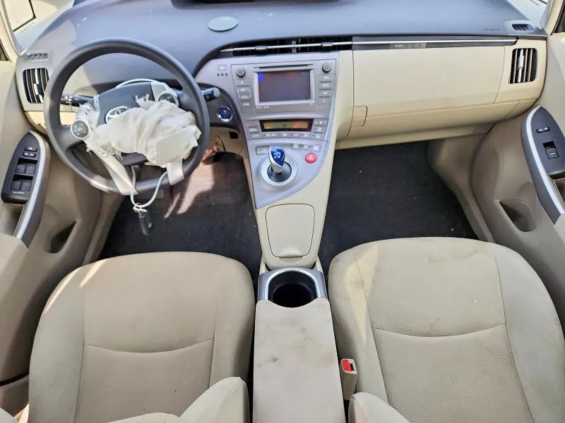 JTDKN3DU3F1906865 — 2015 TOYOTA PRIUS photo 8