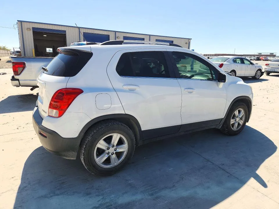3GNCJLSB0FL248360 — 2015 CHEVROLET TRAX photo 3