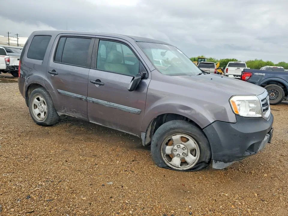 5FNYF3H20FB025547 — 2015 HONDA PILOT photo 4