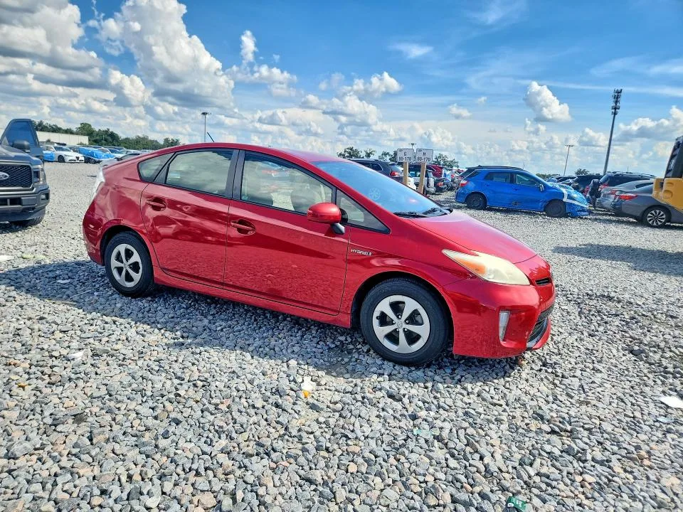 JTDKN3DU8E0371570 — 2014 TOYOTA PRIUS photo 4