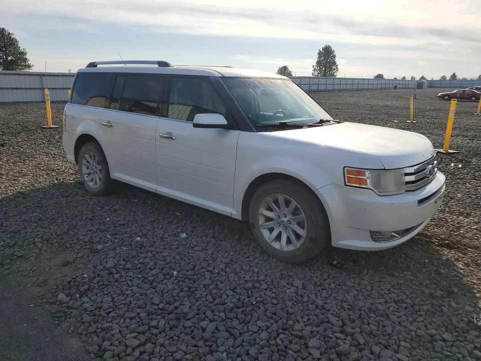 2FMHK6CC1BBD27977 — 2011 FORD FLEX photo 4