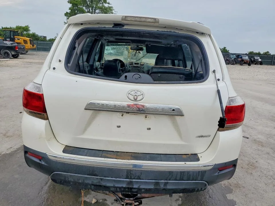 5TDBK3EH4DS264277 — 2013 TOYOTA HIGHLANDER photo 6