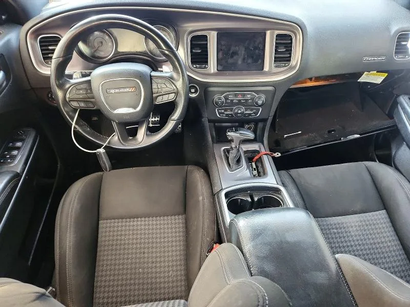 2C3CDXCT2LH177749 — 2020 DODGE CHARGER photo 8
