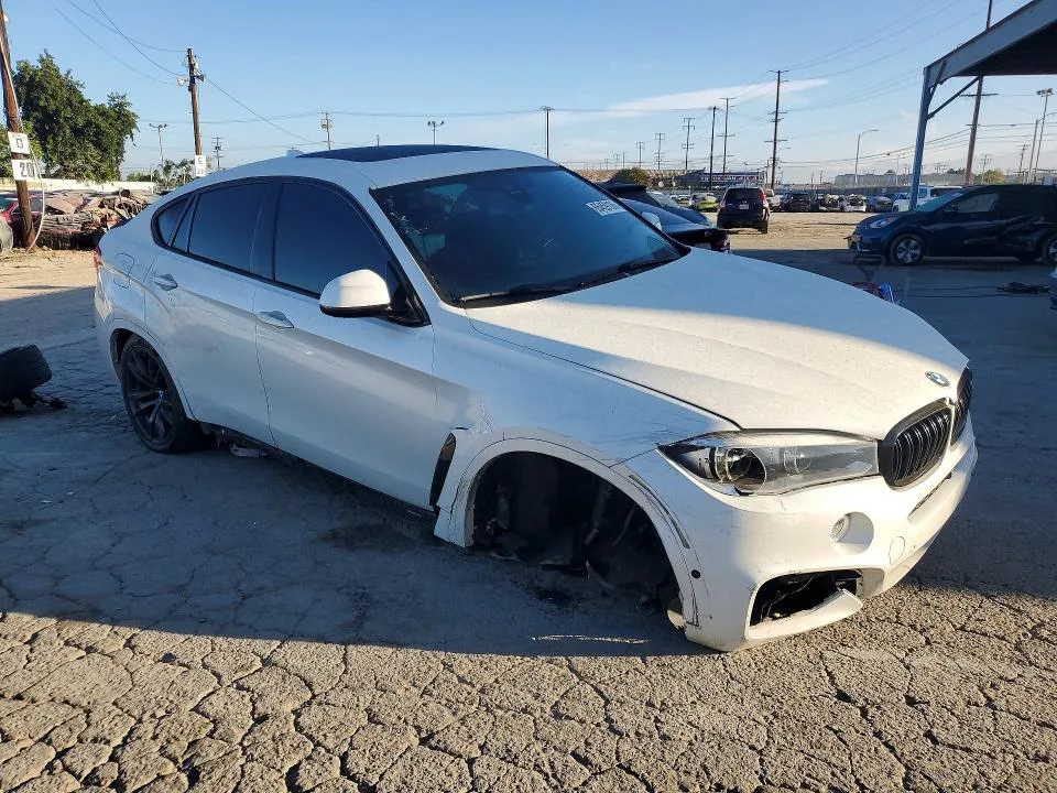 5UXKU2C56J0X50826 — 2018 BMW X6 photo 4