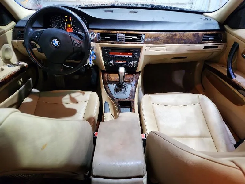 WBAVA37597NL17436 — 2007 BMW 328 photo 8