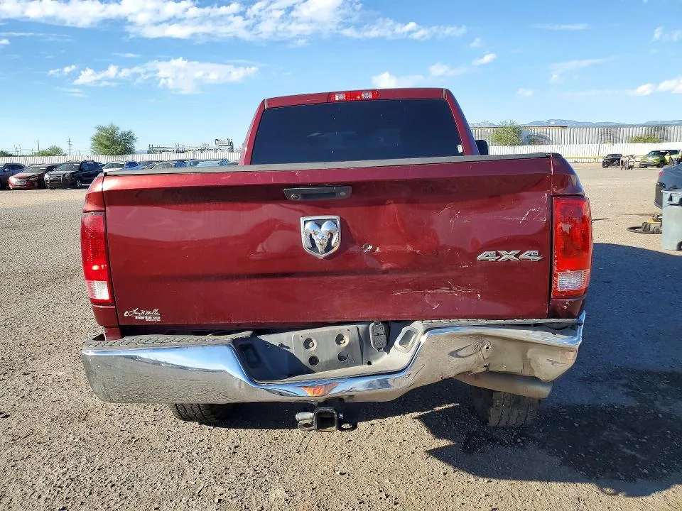 3C6UR5CL5JG358659 — 2018 RAM 2500 photo 6