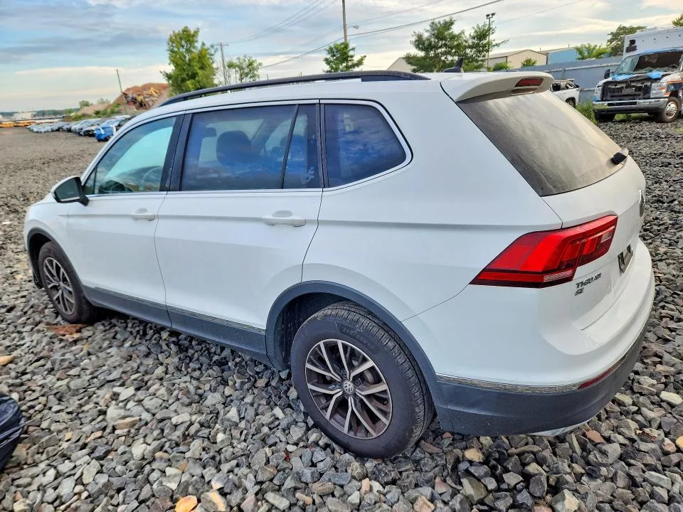 3VV3B7AX5MM112194 — 2021 VOLKSWAGEN TIGUAN photo 2