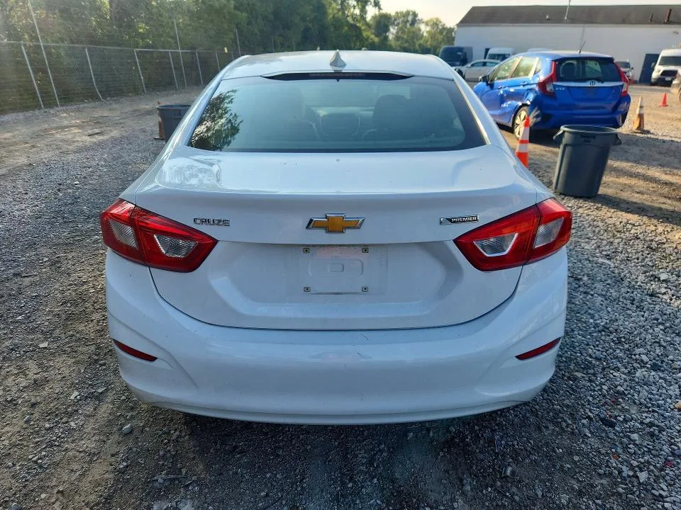 1G1BF5SM0H7261001 — 2017 CHEVROLET CRUZE photo 6