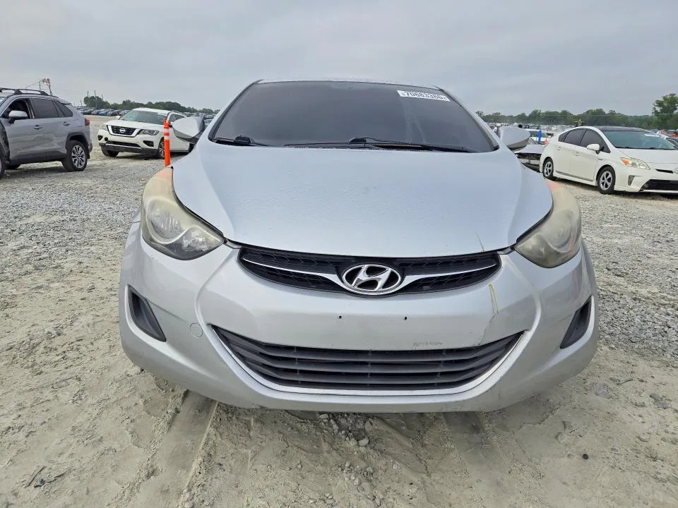 5NPDH4AE8DH356619 — 2013 HYUNDAI ELANTRA photo 5