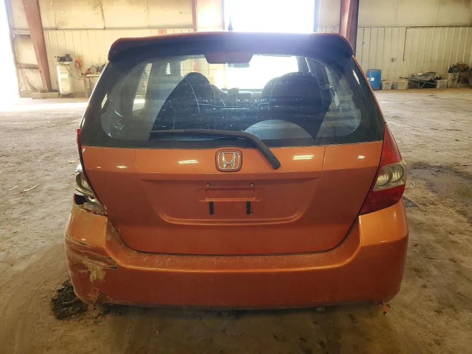 JHMGD38667S067082 — 2007 HONDA FIT photo 6