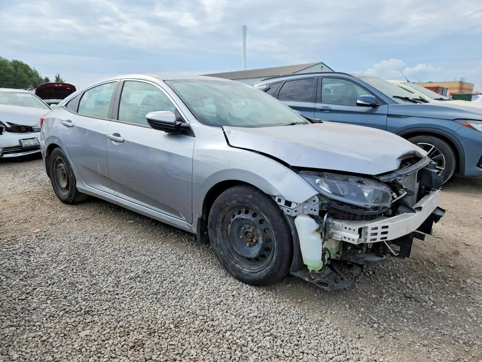 2HGFC2F51JH043681 — 2018 HONDA CIVIC photo 4