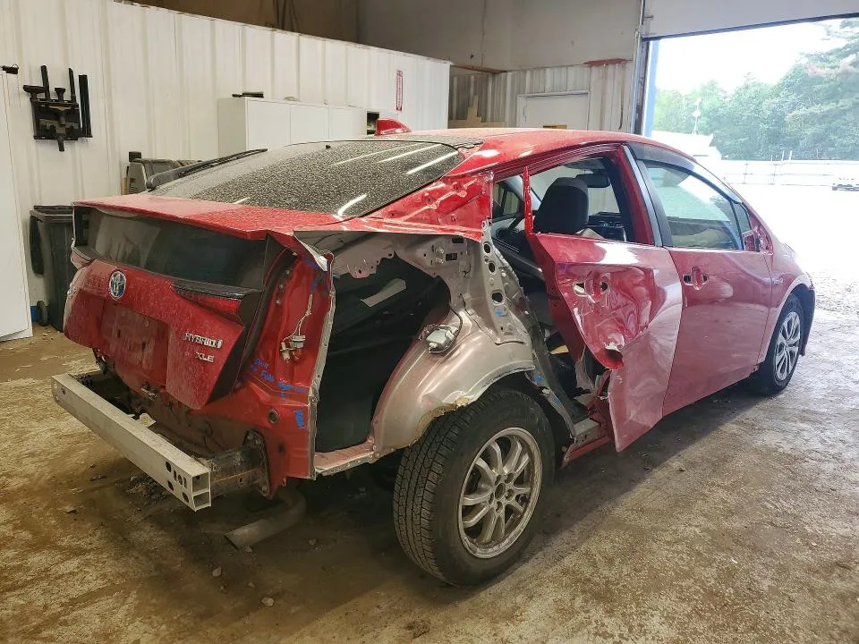 JTDL9MFU9M3028808 — 2021 TOYOTA PRIUS photo 3