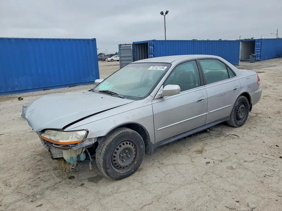 1HGCG56491A147544 — 2001 HONDA ACCORD
