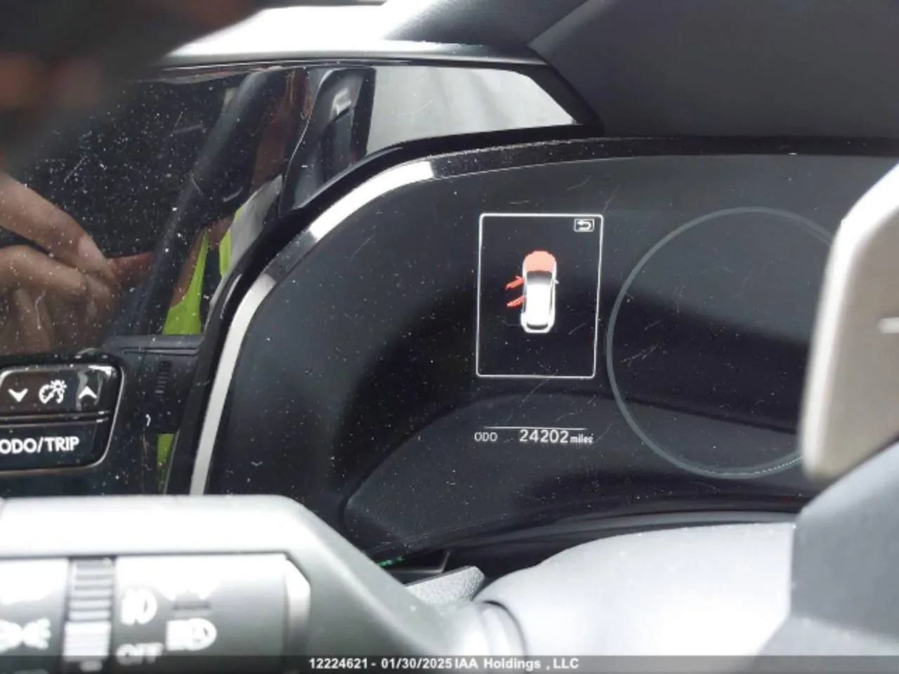2T2GKCEZXPC015554 — 2023 LEXUS NX photo 5