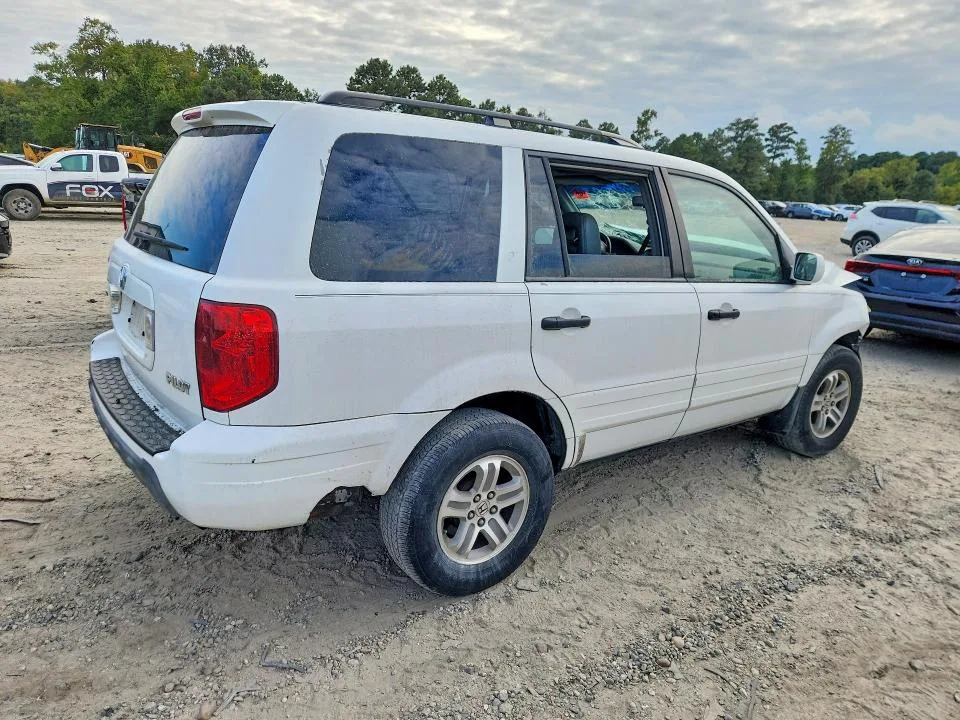 2HKYF18785H512480 — 2005 HONDA PILOT photo 3