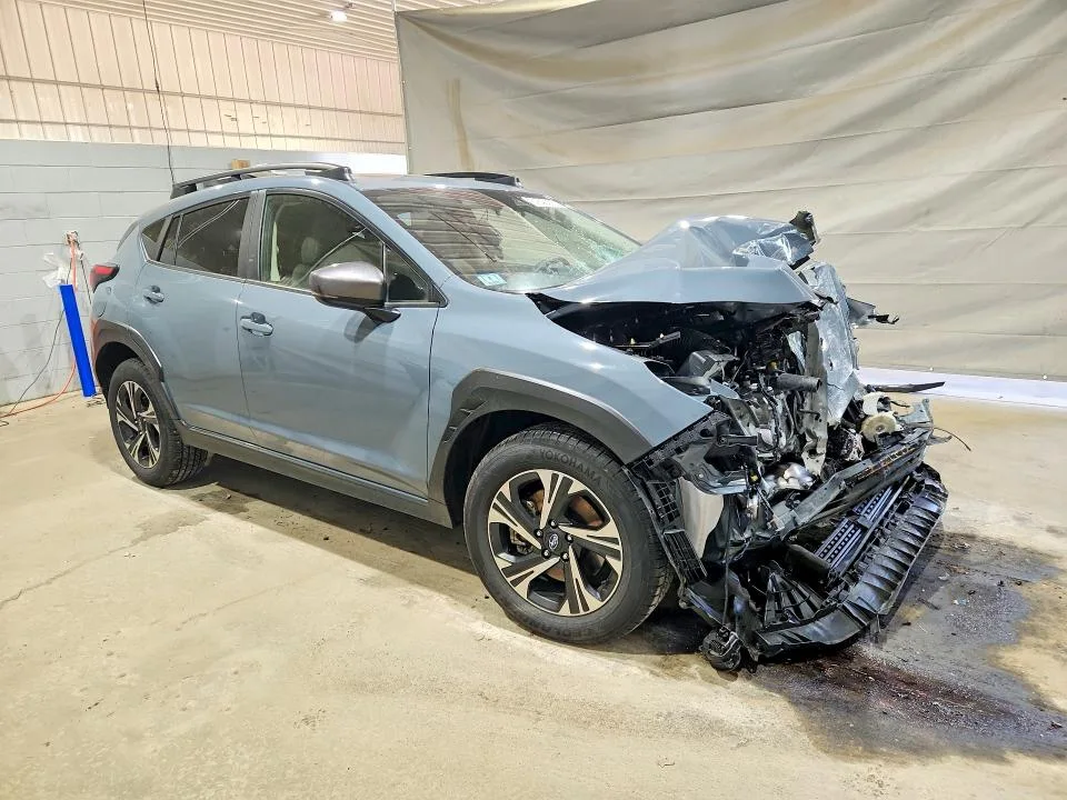 JF2GUHDC0SH317353 — 2025 SUBARU CROSSTREK photo 4