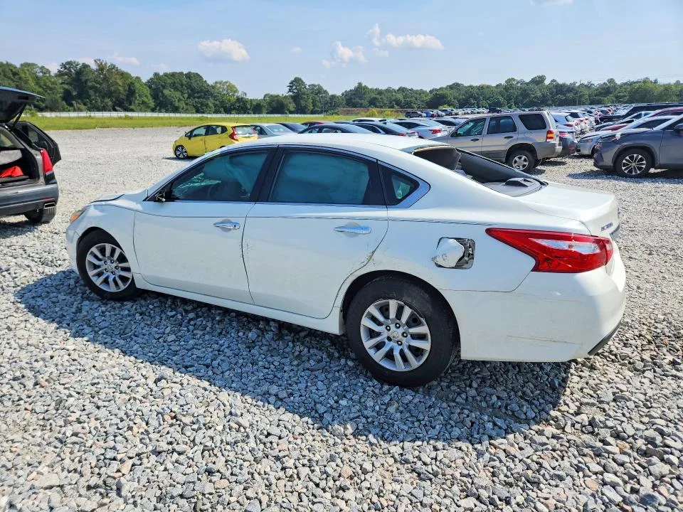 1N4AL3AP0GN355763 — 2016 NISSAN ALTIMA photo 2