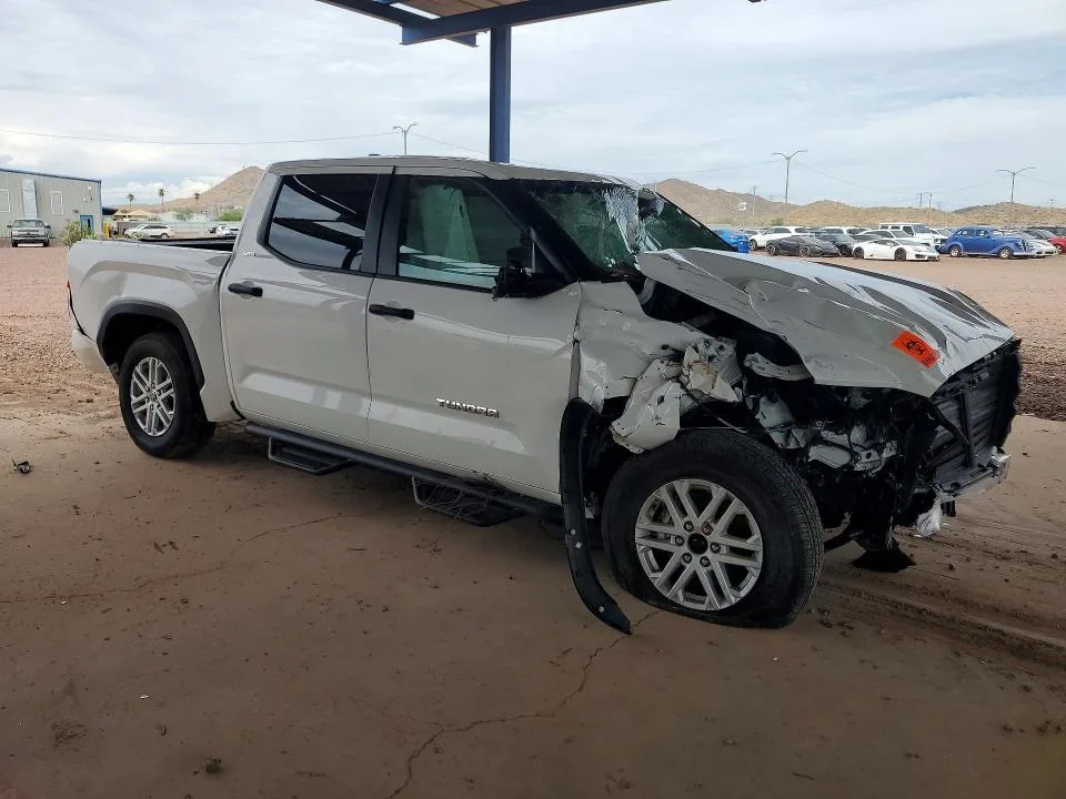 5TFLA5DB8RX153250 — 2024 TOYOTA TUNDRA photo 4
