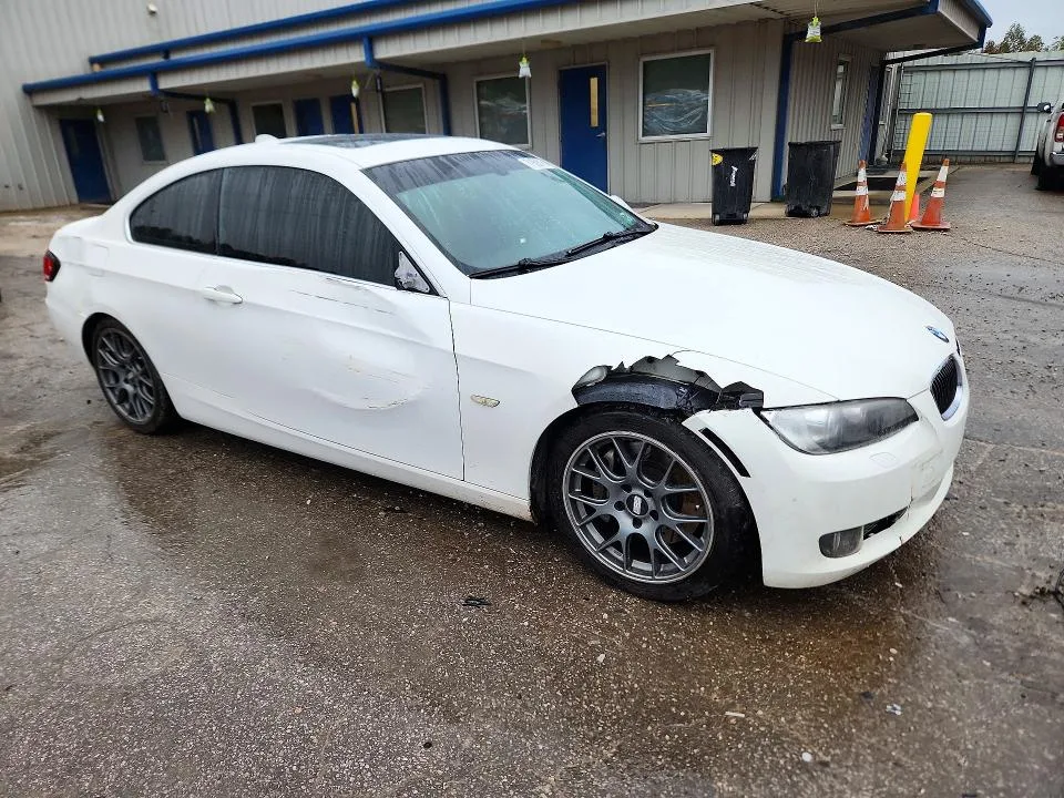 WBAWB73598P042087 — 2008 BMW 335 photo 4