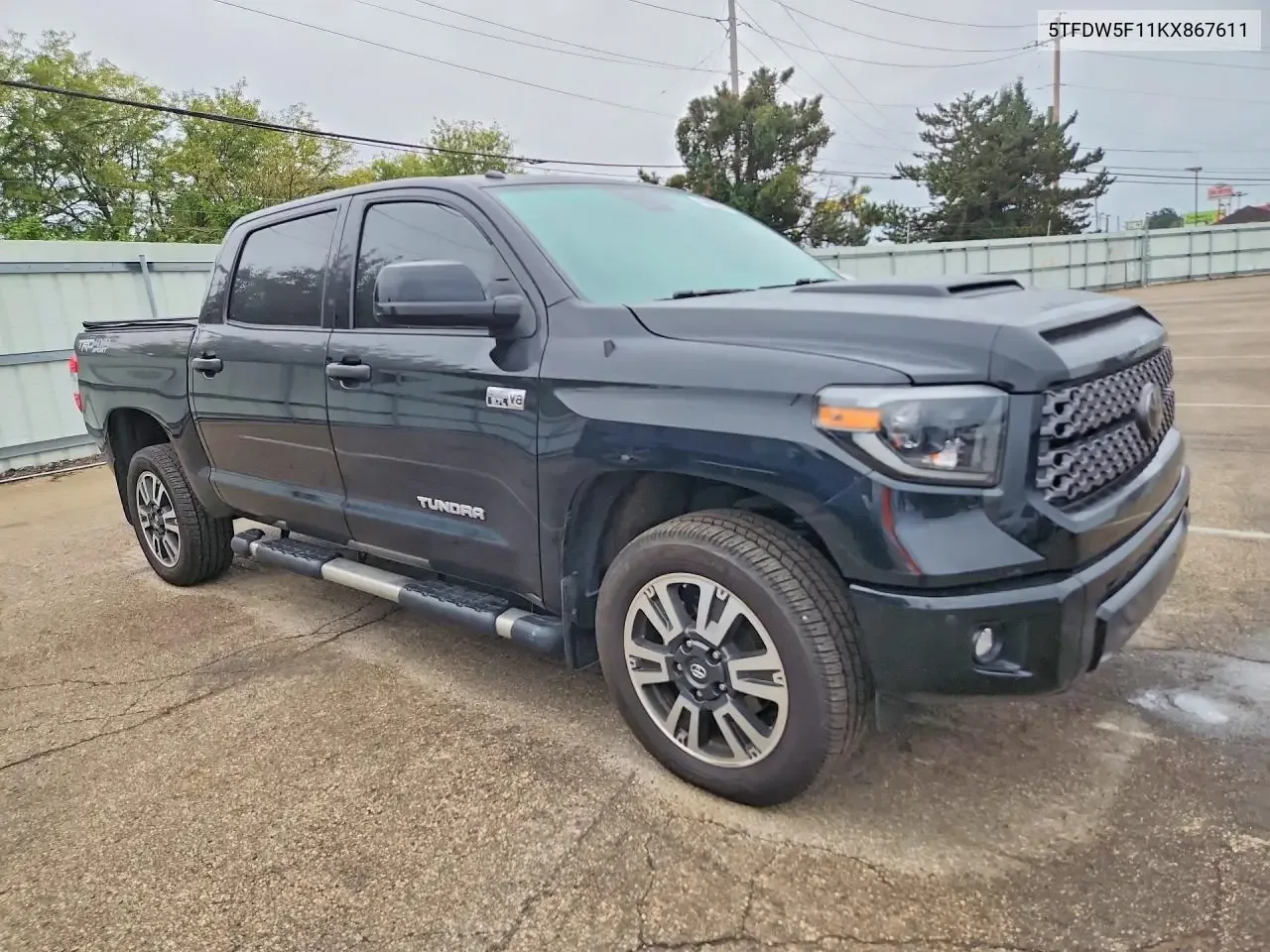5TFDW5F11KX867611 — 2019 TOYOTA TUNDRA photo 5