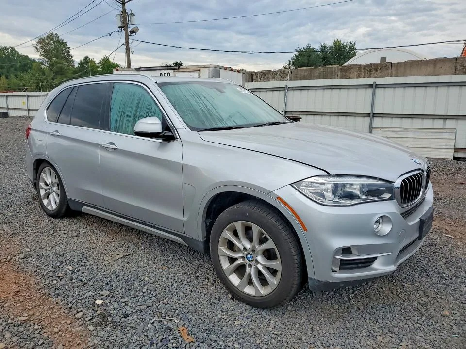 5UXKR0C57F0P03009 — 2015 BMW X5 photo 4