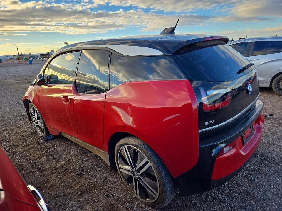 WBY7Z2C57JVE61810 — 2018 BMW I3 photo 2