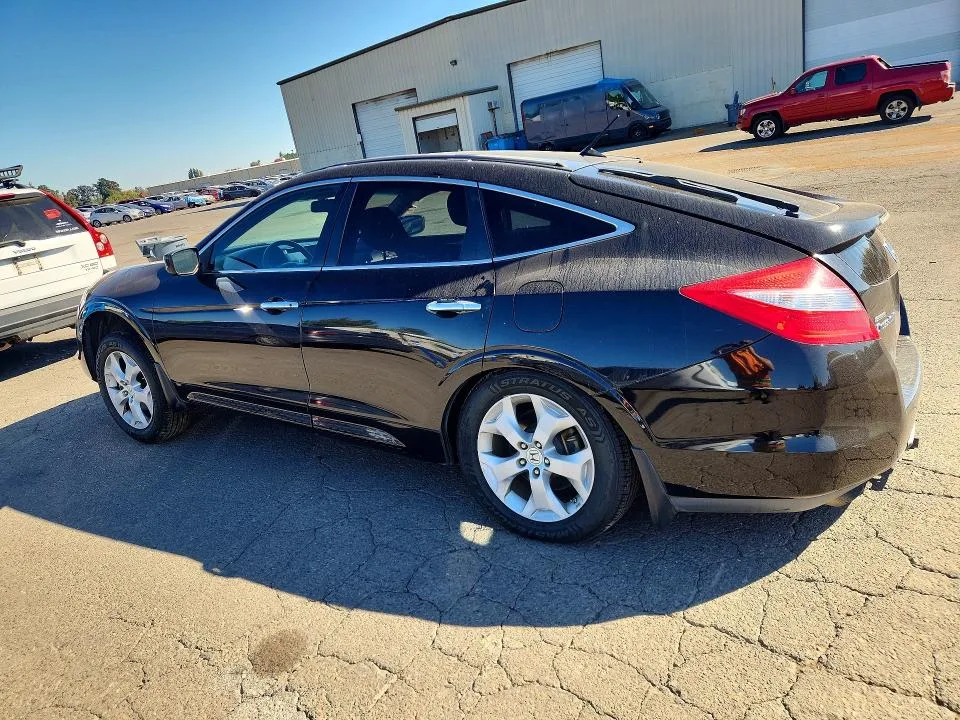 5J6TF2H59BL002204 — 2011 HONDA ACCORD CROSSTOUR photo 2