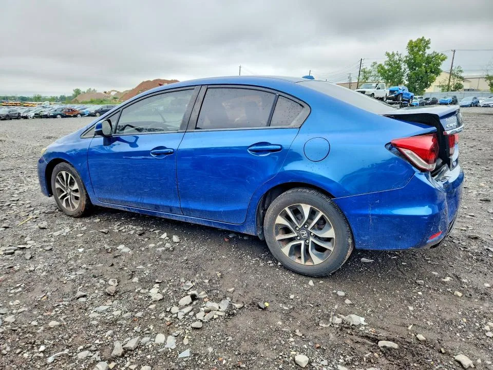 2HGFB2F87DH505145 — 2013 HONDA CIVIC photo 2