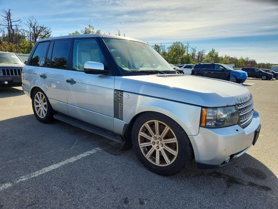 SALMF1E49AA313389 — 2010 LAND ROVER RANGE ROVER photo 4
