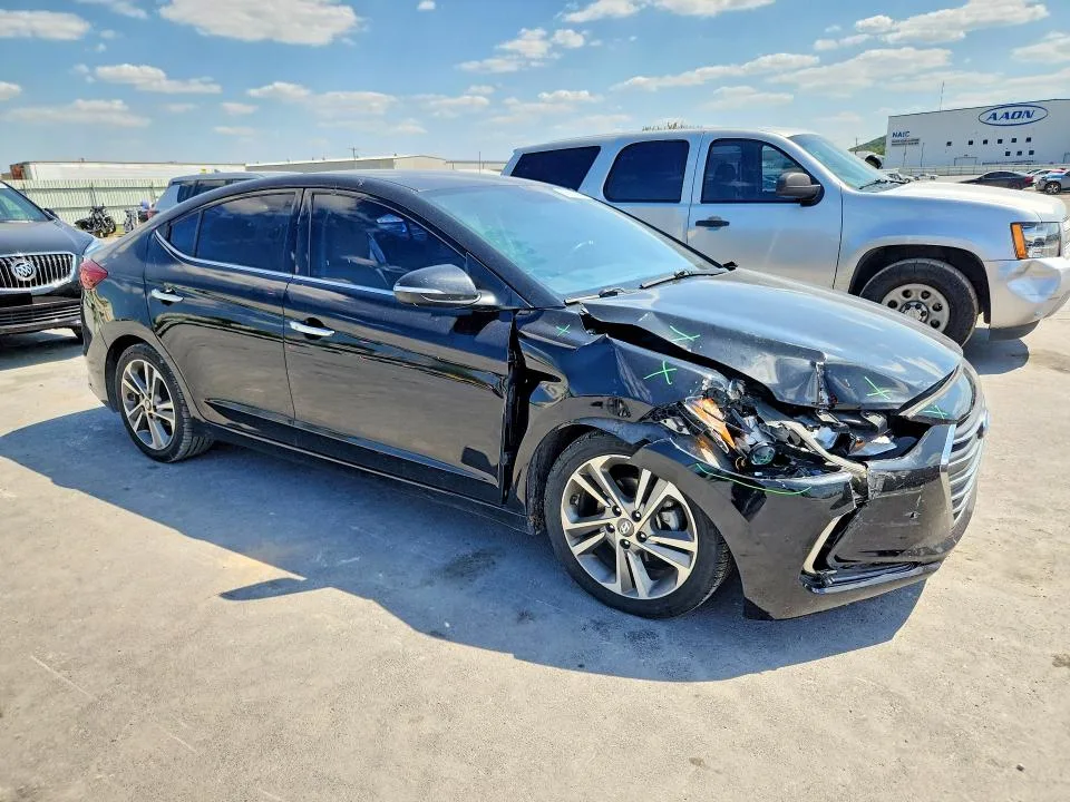 5NPD84LF7HH096645 — 2017 HYUNDAI ELANTRA photo 4