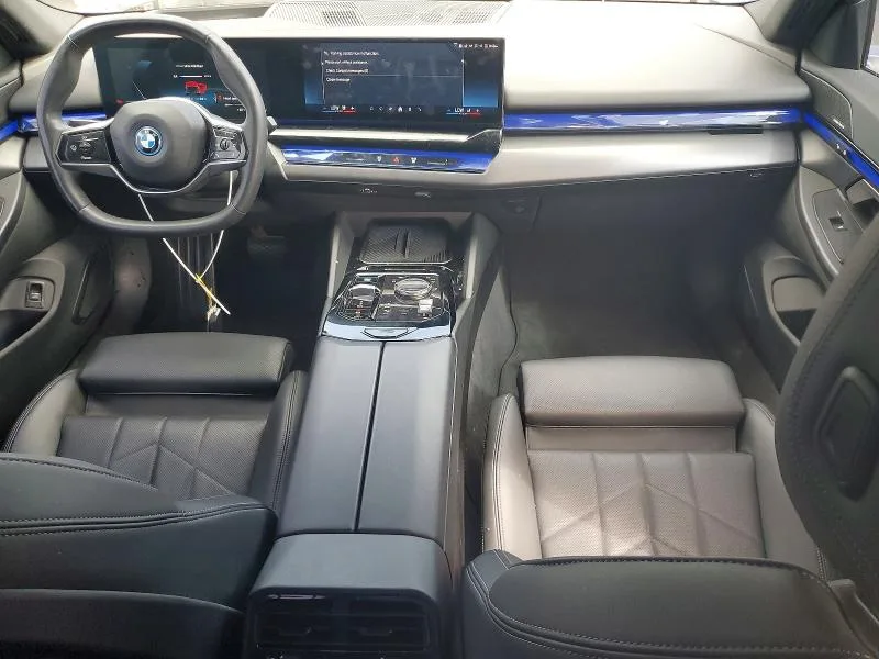 WBY33FK01RCR36255 — 2024 BMW I5 photo 8