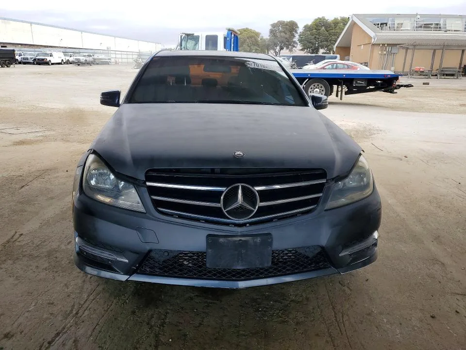 WDDGF4HB3ER306645 — 2014 MERCEDES-BENZ C photo 5