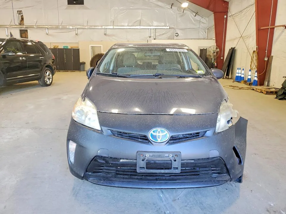 JTDKN3DU8C1599530 — 2012 TOYOTA PRIUS photo 5