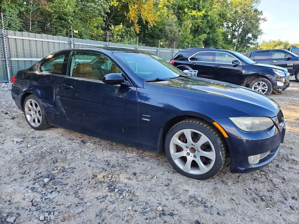 WBAWC73559E067692 — 2009 BMW 335 photo 4