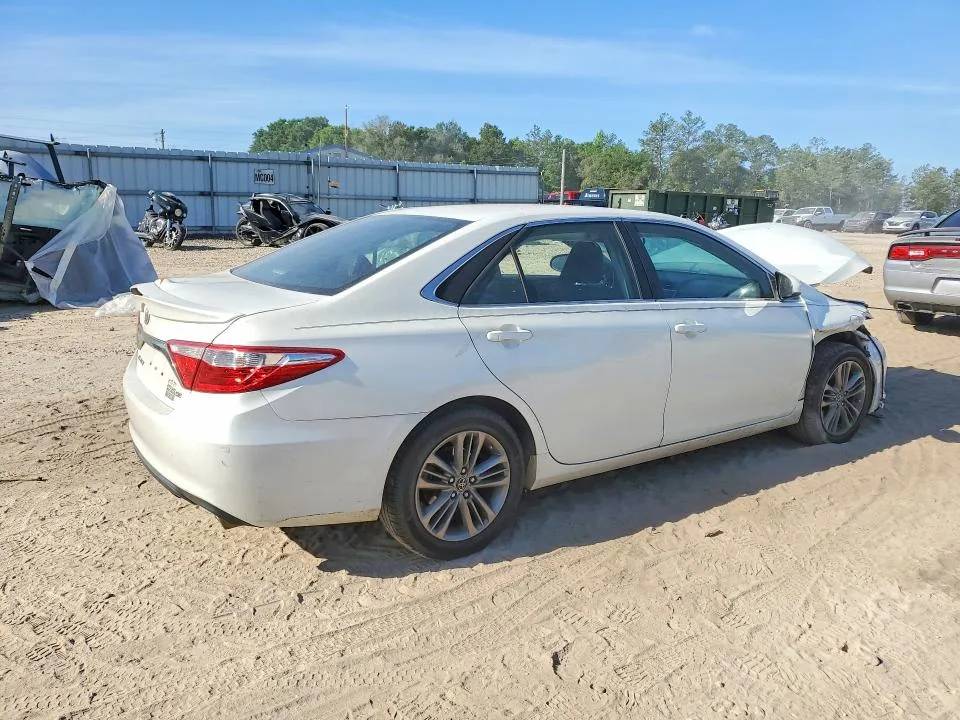 4T1BF1FK9HU363287 — 2017 TOYOTA CAMRY photo 3
