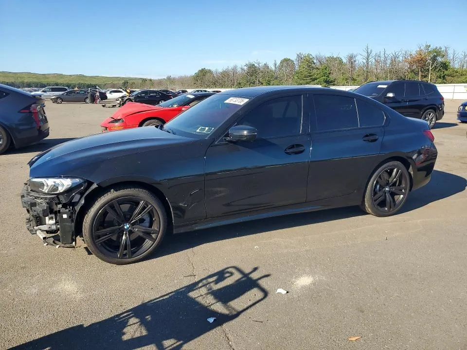3MW89FF03P8D05881 — 2023 BMW 330XI