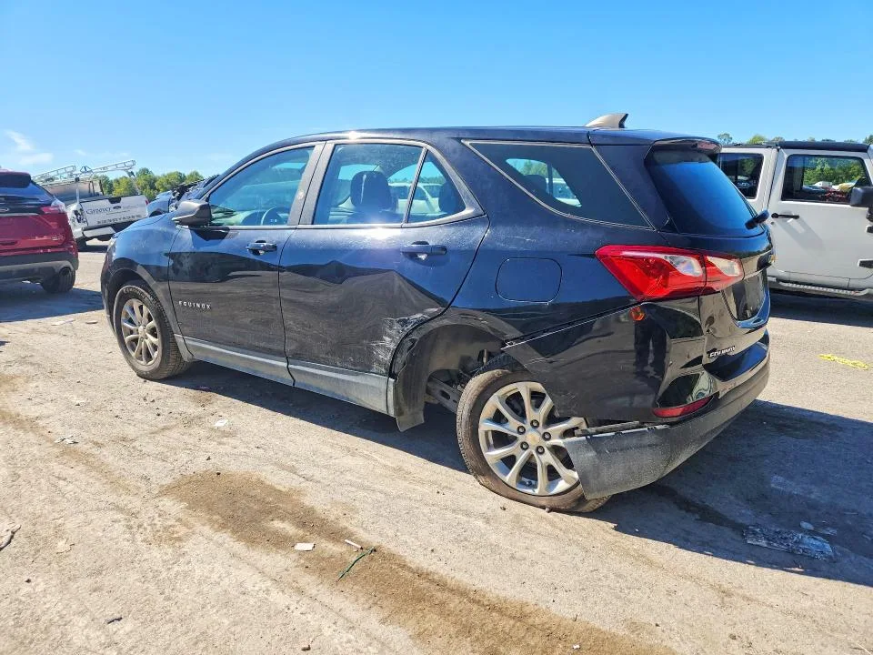 2GNAXSEV9L6251764 — 2020 CHEVROLET EQUINOX photo 2