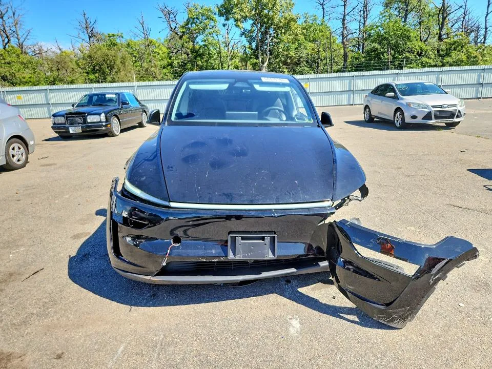7SAYGDEE1TA413397 — 2026 TESLA MODEL Y photo 5