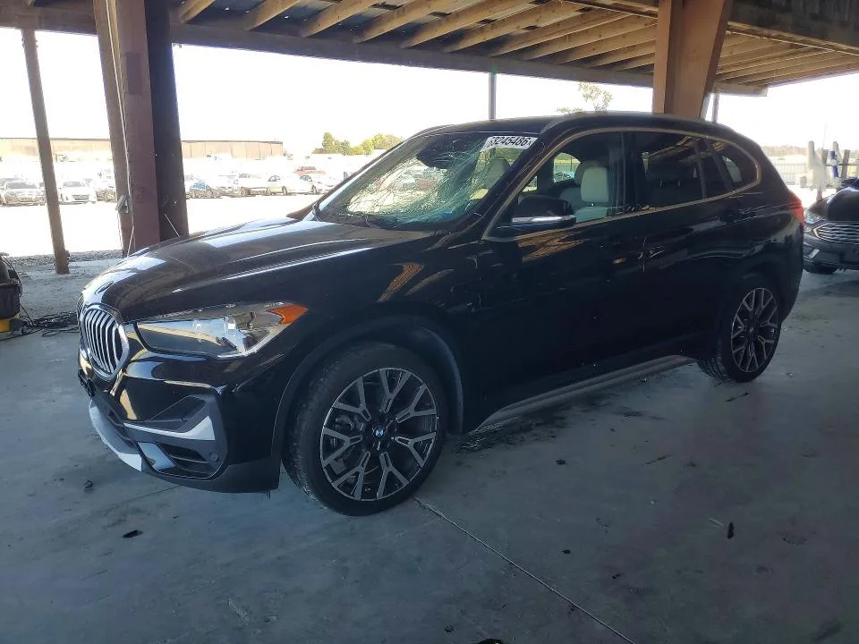 WBXJG7C08N5V12462 — 2022 BMW X1 photo 1