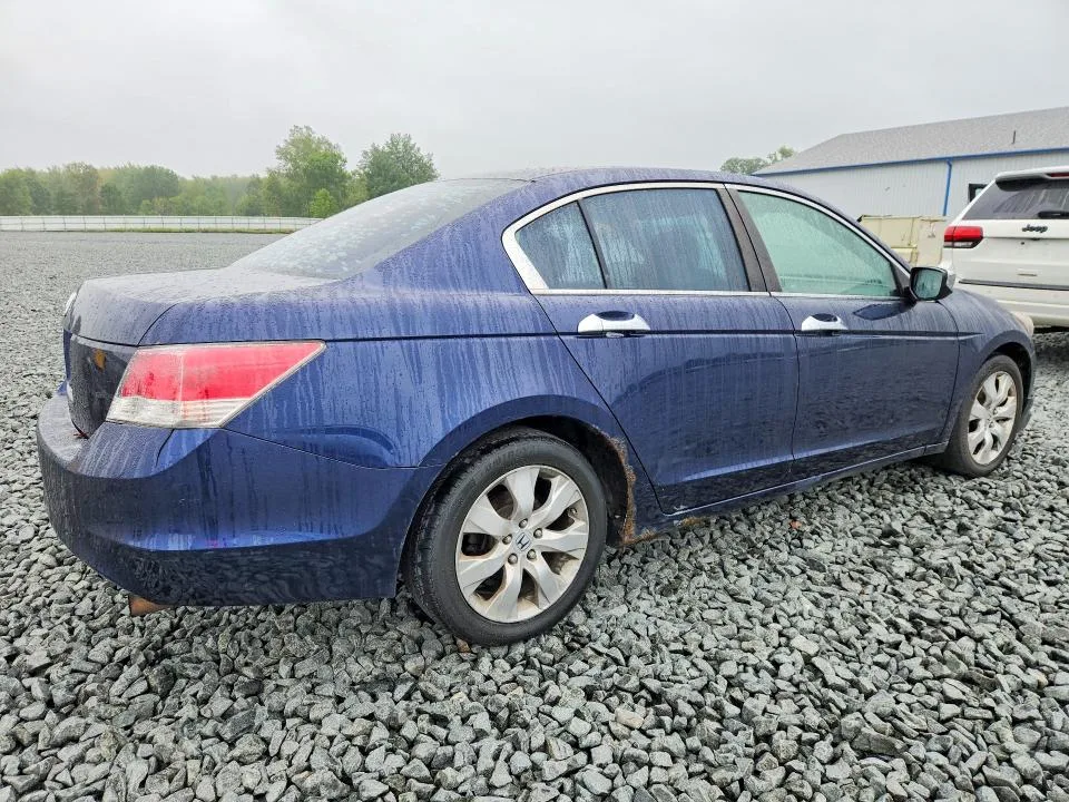 1HGCP26368A121452 — 2008 HONDA ACCORD photo 3
