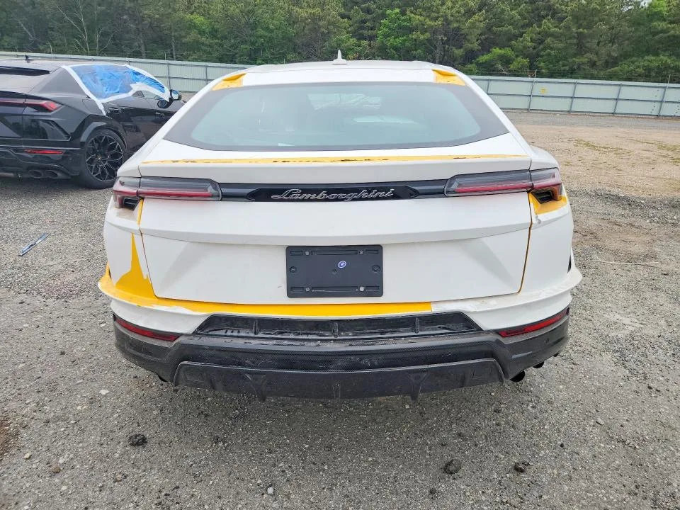 ZPBUC3ZL4RLA35636 — 2024 LAMBORGHINI URUS photo 6