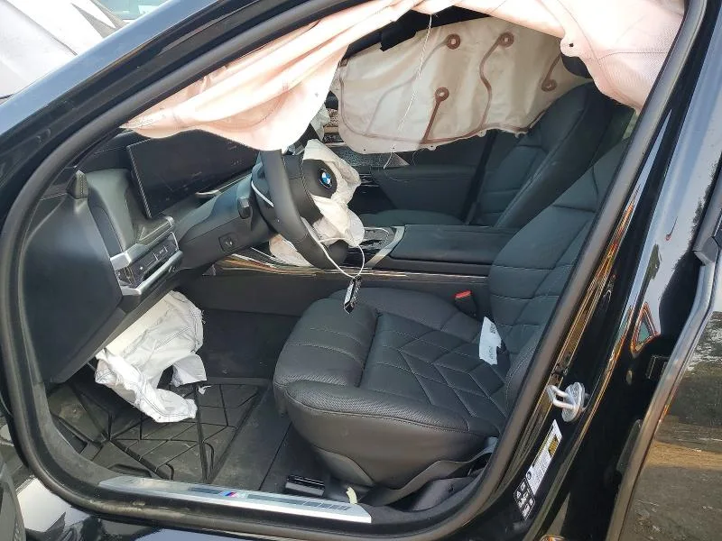 WBA33EJ0XTCX40526 — 2026 BMW 760 photo 7