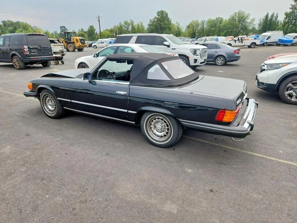 WDBBA45A2BB003227 — 1981 MERCEDES-BENZ 380 photo 2