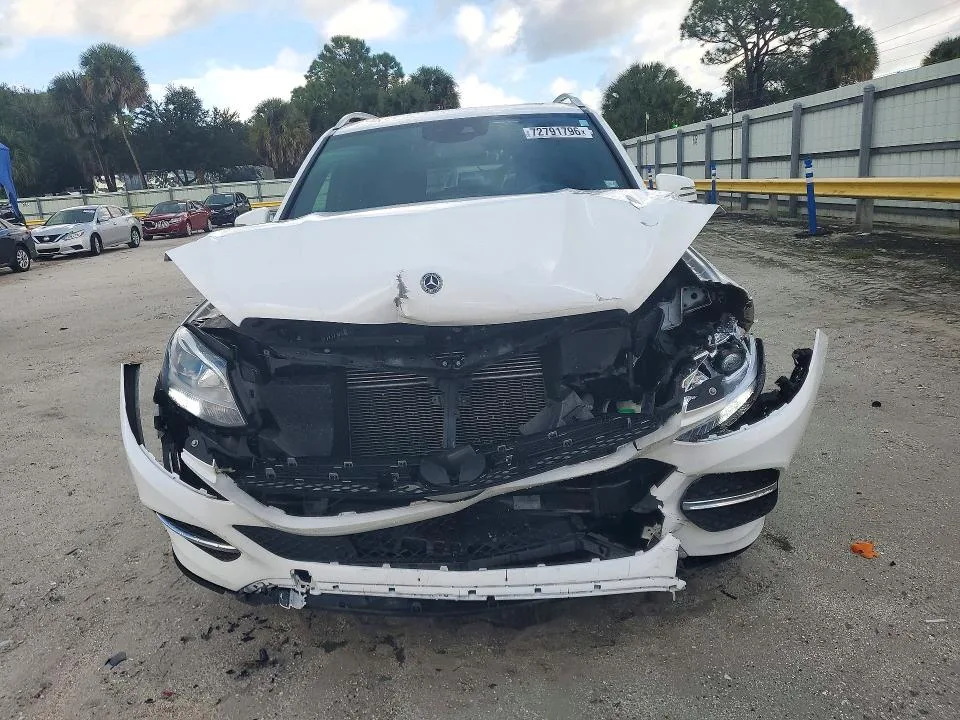 4JGDA5JB4JB099709 — 2018 MERCEDES-BENZ GLE photo 5
