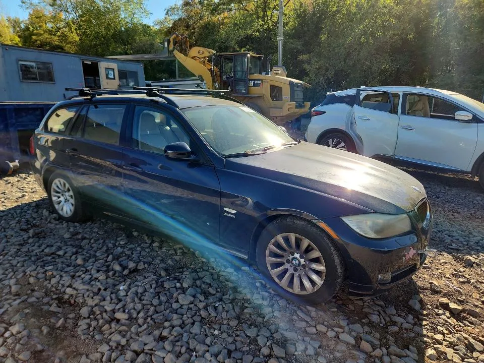 WBAUU33539A540381 — 2009 BMW 328 photo 4