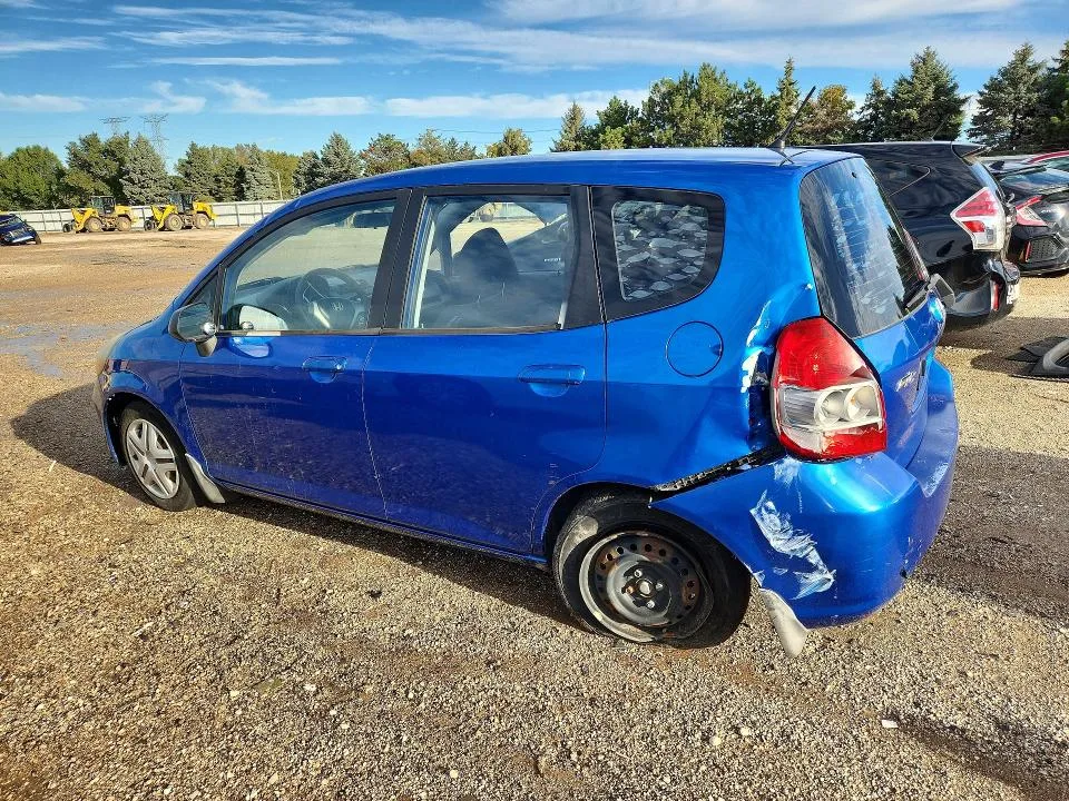 JHMGD38457S026280 — 2007 HONDA FIT photo 2