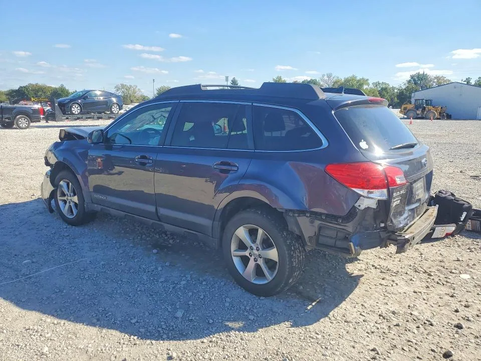 4S4BRCJC9D3314996 — 2013 SUBARU OUTBACK photo 2