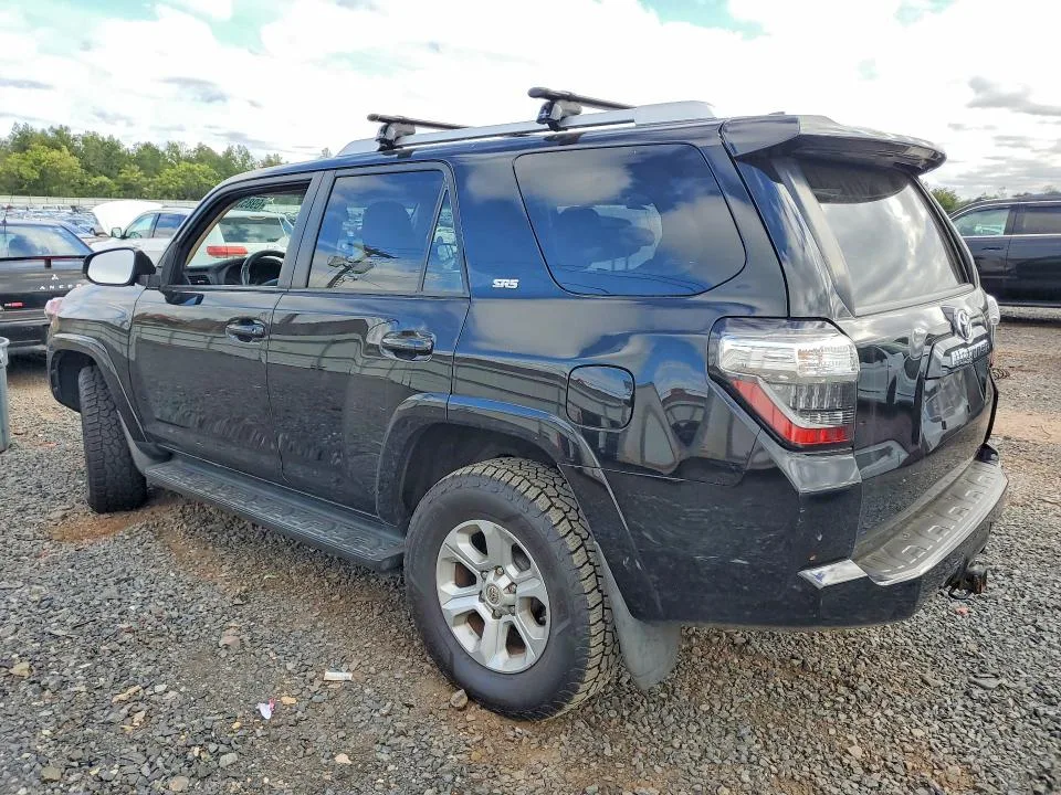 JTEBU5JR9H5417151 — 2017 TOYOTA 4RUNNER photo 2