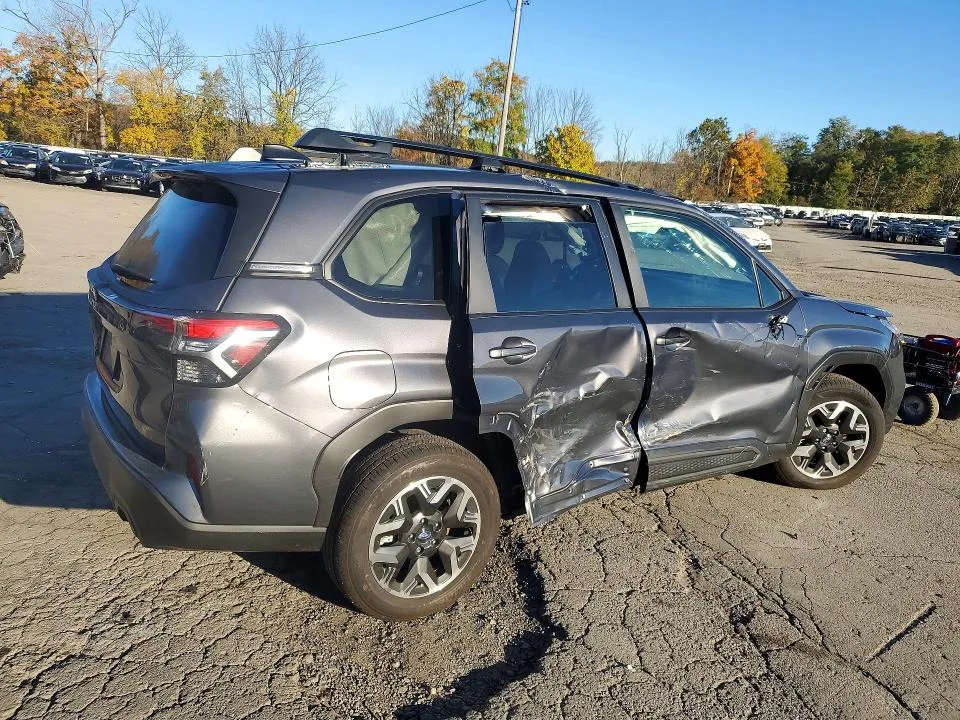 JF2SLDDC6SH549302 — 2025 SUBARU FORESTER photo 3